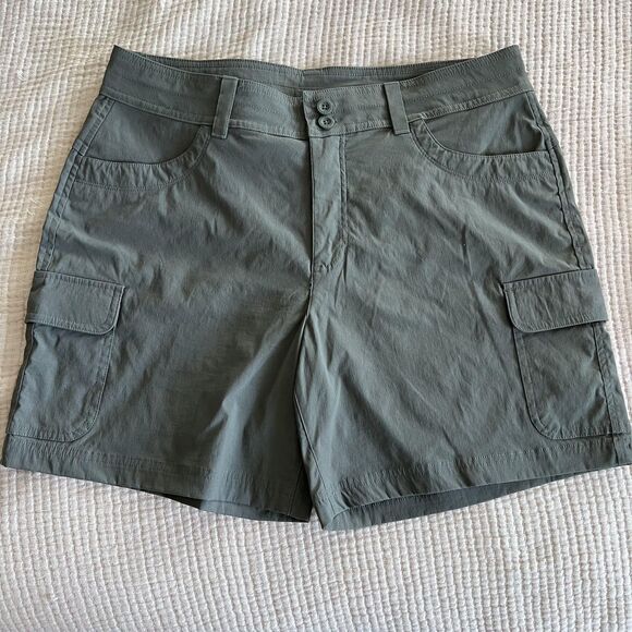 Eddie Bauer Summer Trail Shorts Womens 10 Black Green Cargo Quick Dry Lot‎ of 2 - Picture 2 of 14